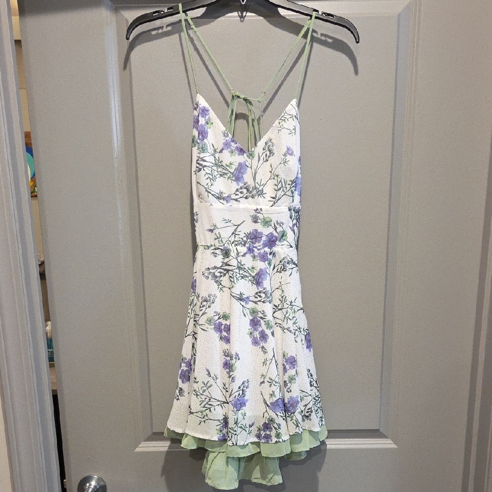 Lucy in the Sky White and Purple Floral Mini Dress